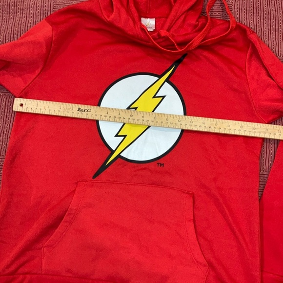 The Flash DC fleece hoodie sweater with Lightning Bolt - Picture 6 of 15
